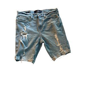 Hollister Bermuda ripped Blue Jean short size 31